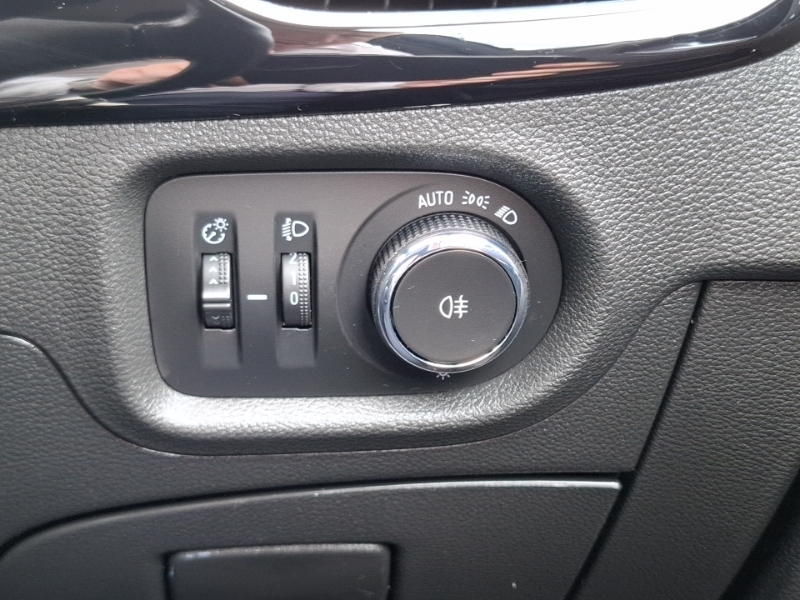 Vauxhall Astra 1.2 Turbo 145 Elite Nav White #16