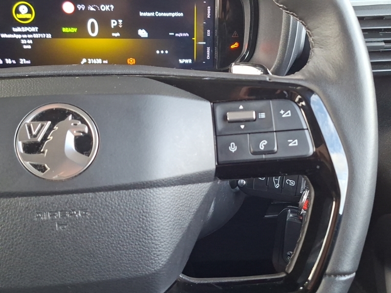 Vauxhall Combo-e Life 100Kw Design XL 52Kwh 7 Seat White #13
