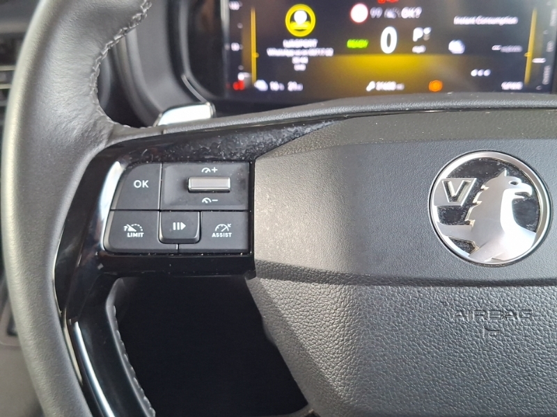 Vauxhall Combo-e Life 100Kw Design XL 52Kwh 7 Seat White #12