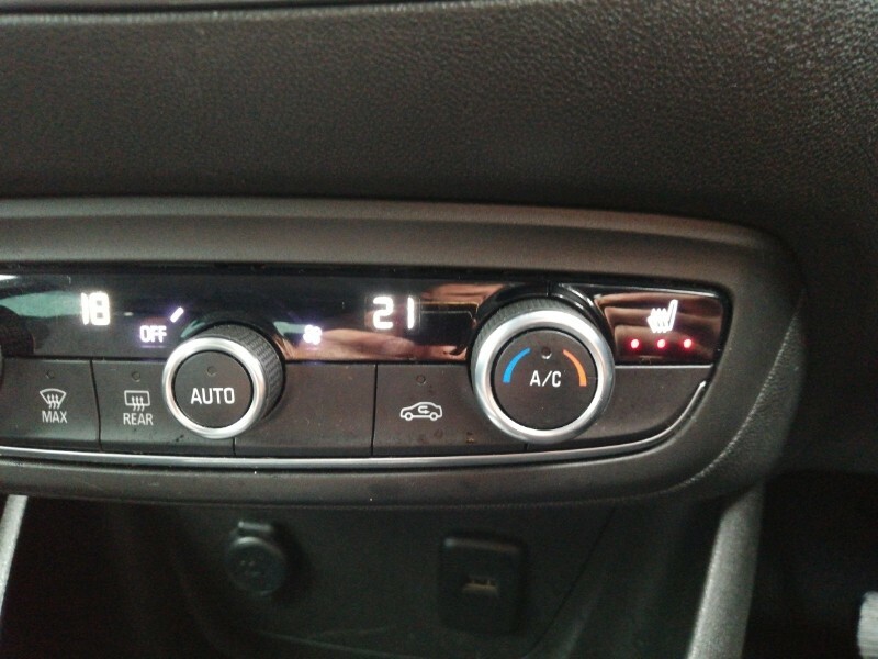 Vauxhall Crossland Elite Nav Grey #15