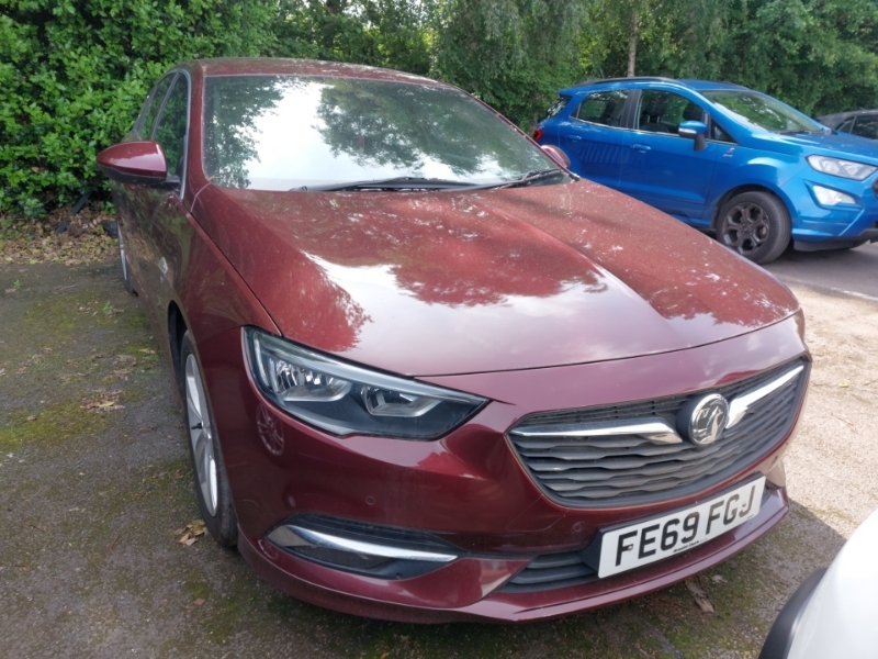 Vauxhall Insignia 1.6 Turbo D 136 Sri Vx-line Nav Red