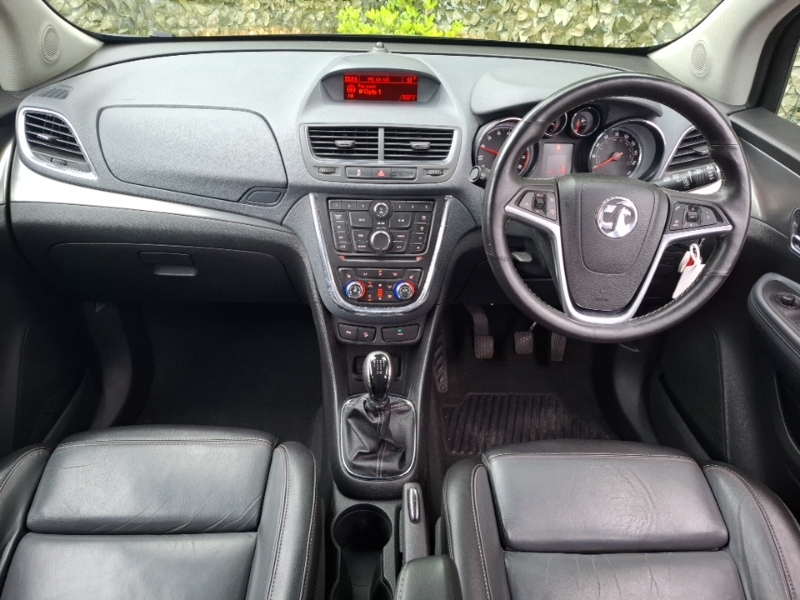 Vauxhall Mokka 1.4T Exclusiv Hatchback Red #3