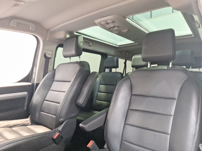 Vauxhall Vivaro 1.5 Turbo D 2900 Dynamic Panel Van 6Dr Manu White #17