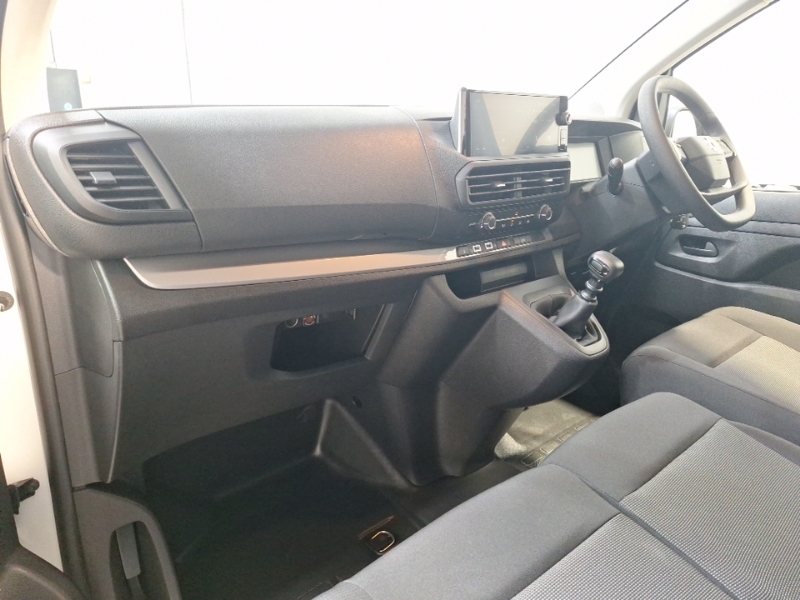 Vauxhall Vivaro 1.5 Turbo D 120 Pro H1 Van White #5
