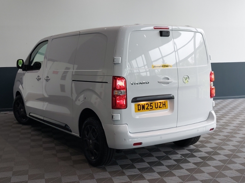 Vauxhall Vivaro 1.5 Turbo D 120 Pro H1 Van White #2