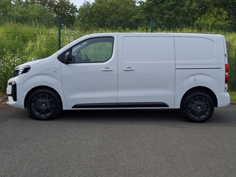 Vauxhall Vivaro 1.5 Turbo D 120 Pro H1 Van White #4