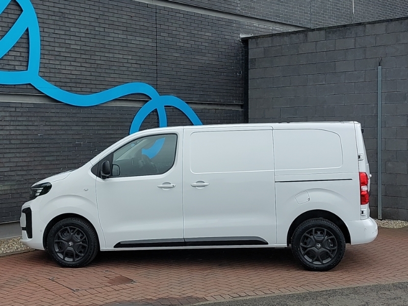 Vauxhall Vivaro 1.5 Turbo D 120 Pro H1 Van White #4