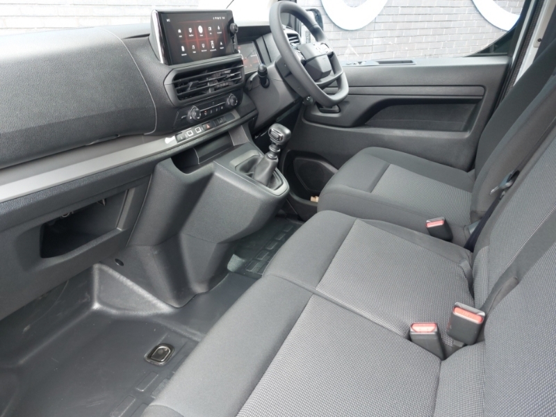 Vauxhall Vivaro 1.5 Turbo D 120 Pro H1 Van White #5