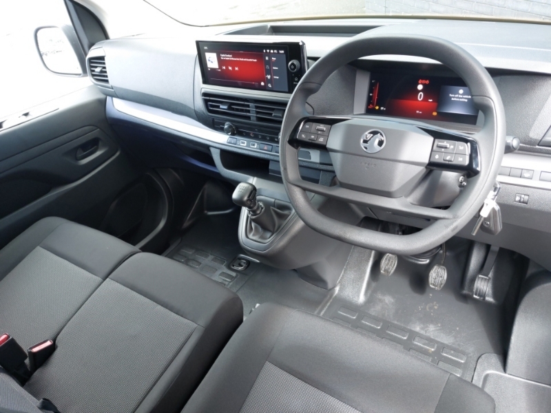 Vauxhall Vivaro 1.5 Turbo D 120 Pro H1 Van White #3