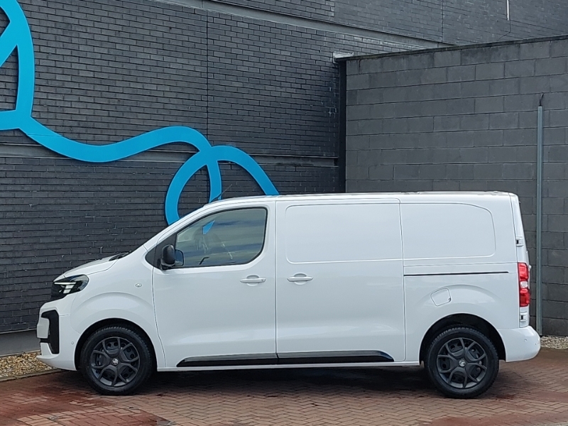 Vauxhall Vivaro 1.5 Turbo D 120 Pro H1 Van White #4
