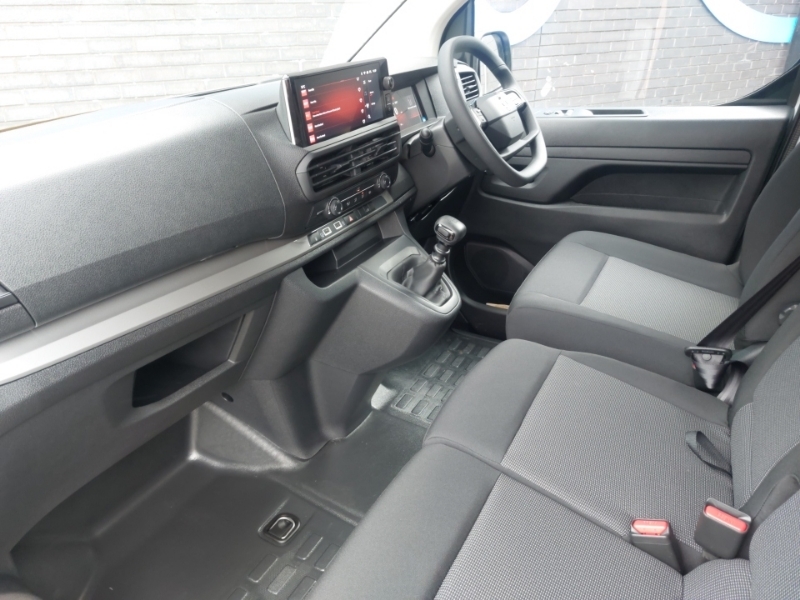 Vauxhall Vivaro 1.5 Turbo D 120 Pro H1 Van White #5