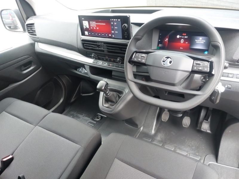 Vauxhall Vivaro 1.5 Turbo D 120 Pro H1 Van White #3