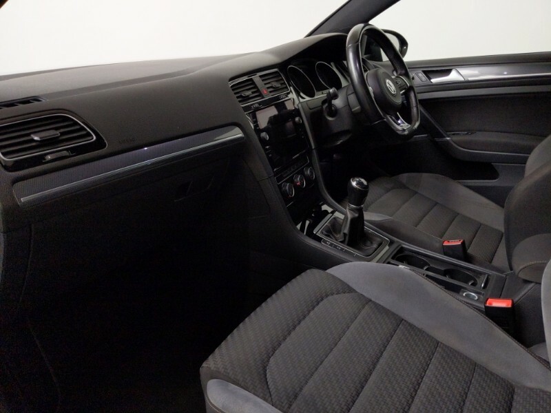 Volkswagen Golf 1.5 Tsi Evo 150 R-line Black #5
