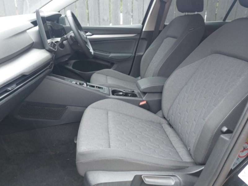 Volkswagen Golf 1.5 Tsi 204 Match Ehybrid Dsg GL25YUS Black #5