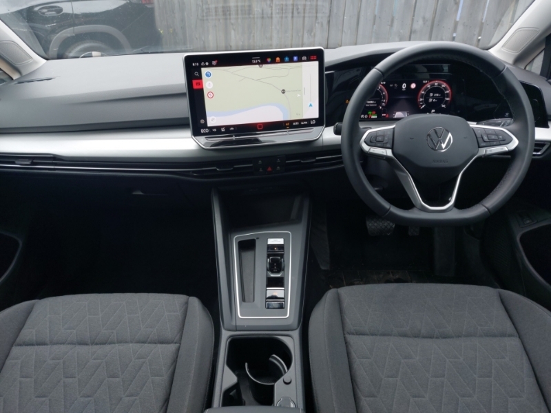 Volkswagen Golf 1.5 Tsi 204 Match Ehybrid Dsg GL25YUS Black #3