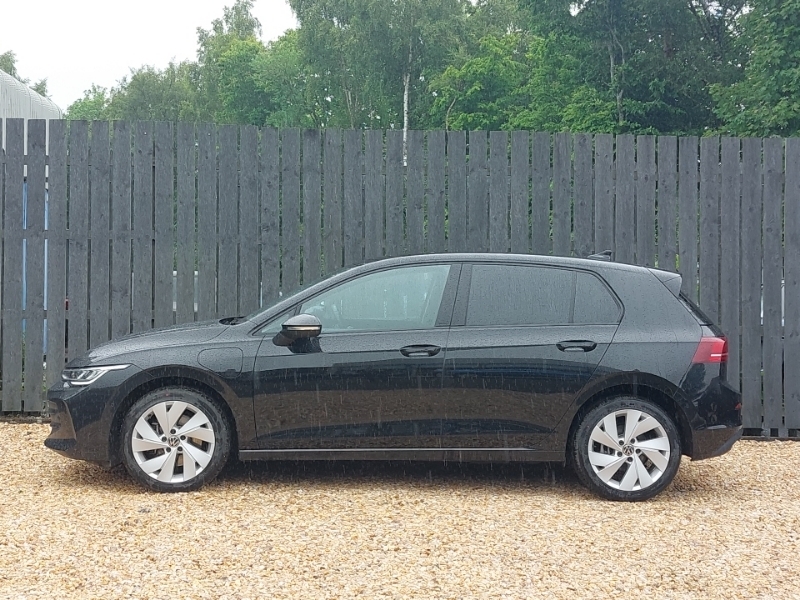 Volkswagen Golf 1.5 Tsi 204 Match Ehybrid Dsg GL25YUS Black #4