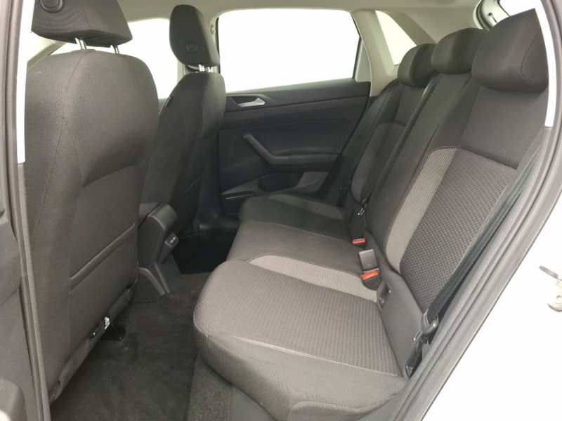 Volkswagen Polo 1.0 Life White #6