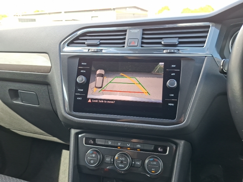 Volkswagen Tiguan Allspace 2.0 Tdi Match Grey #4