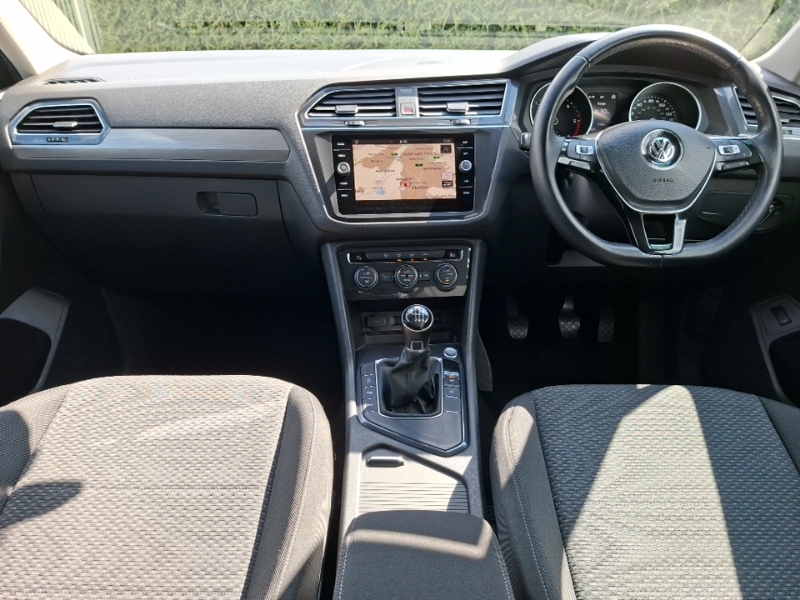 Volkswagen Tiguan Allspace 2.0 Tdi Match Grey #2