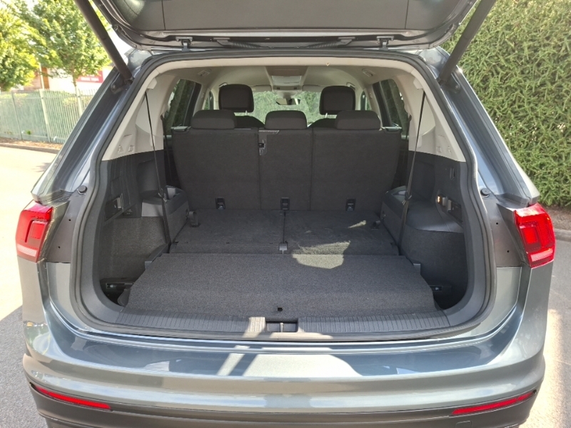 Volkswagen Tiguan Allspace 2.0 Tdi Match Grey #6
