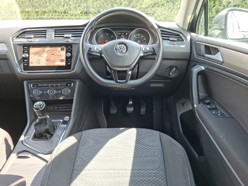 Volkswagen Tiguan Allspace 2.0 Tdi Match Grey #3