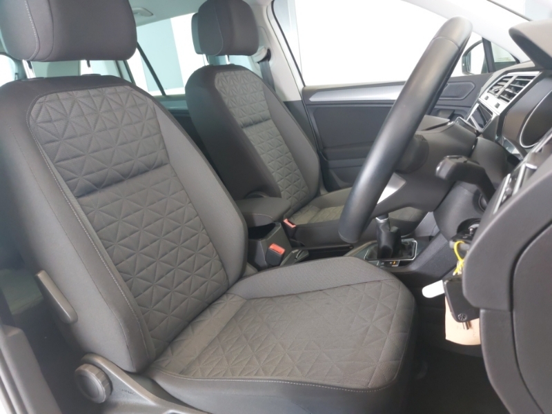 Volkswagen Tiguan Active Blue #11