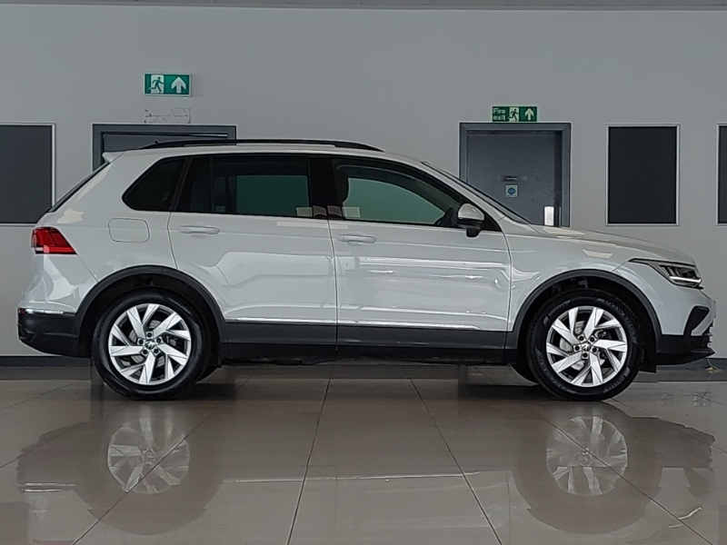Volkswagen Tiguan Active Blue #3