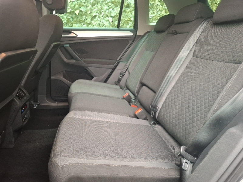 Volkswagen Tiguan Elegance Silver #6