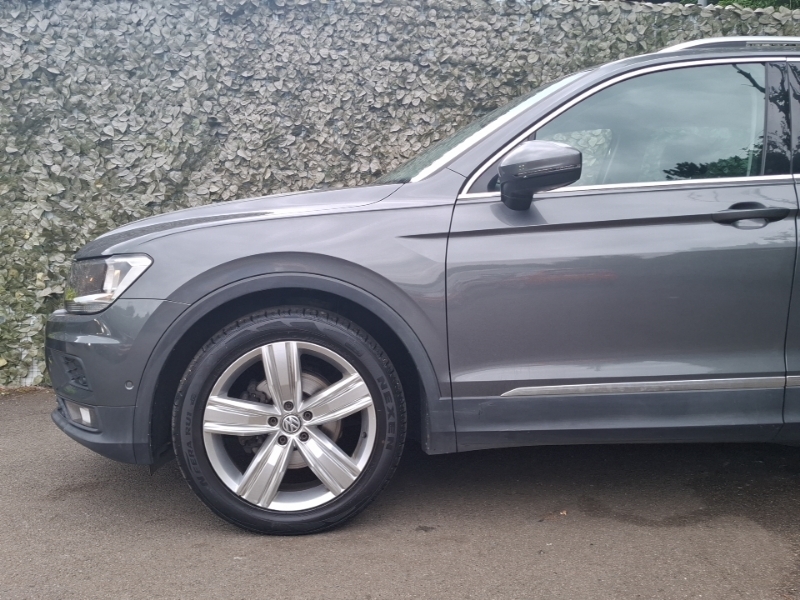 Volkswagen Tiguan Elegance Silver #19