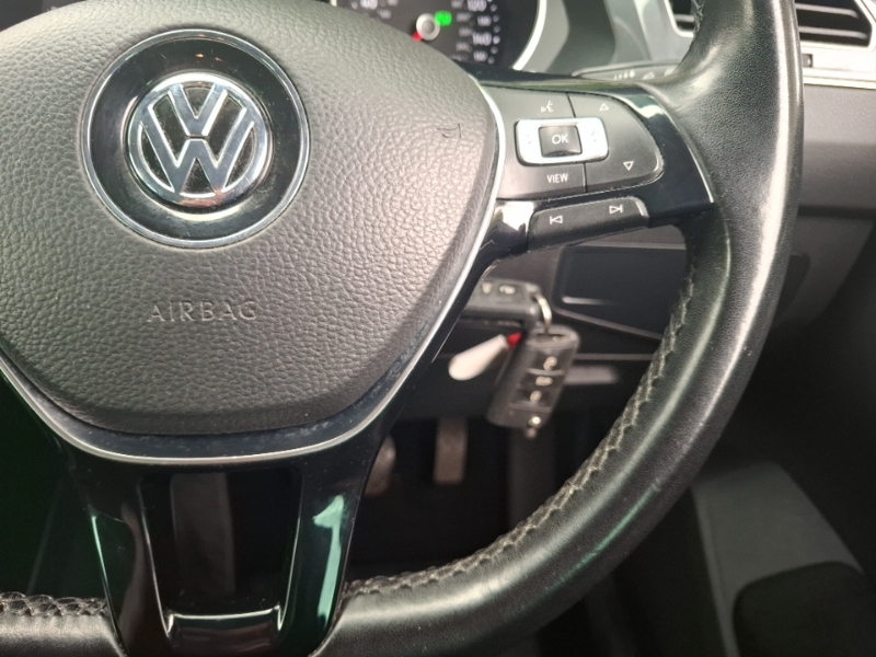Volkswagen Tiguan Elegance Silver #13