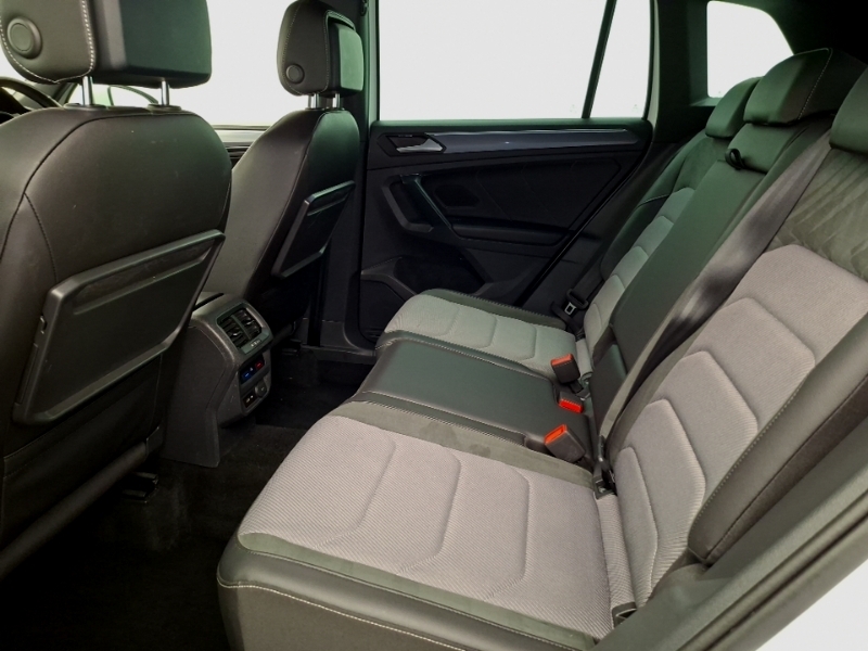 Volkswagen Tiguan 2.0 Tdi 150 R-line Tech Dsg NA69JKV White #6