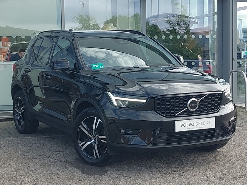 Volvo XC40 2.0 B3p Plus Dark Black