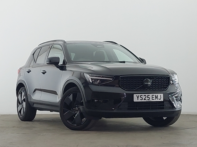 Volvo XC40 2.0 B4p Plus Black Edition Black