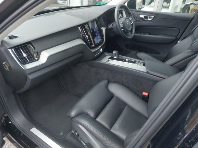 Volvo XC60 2.0 T6 350 Rc Phev Plus Dark Awd Geartronic Black #5