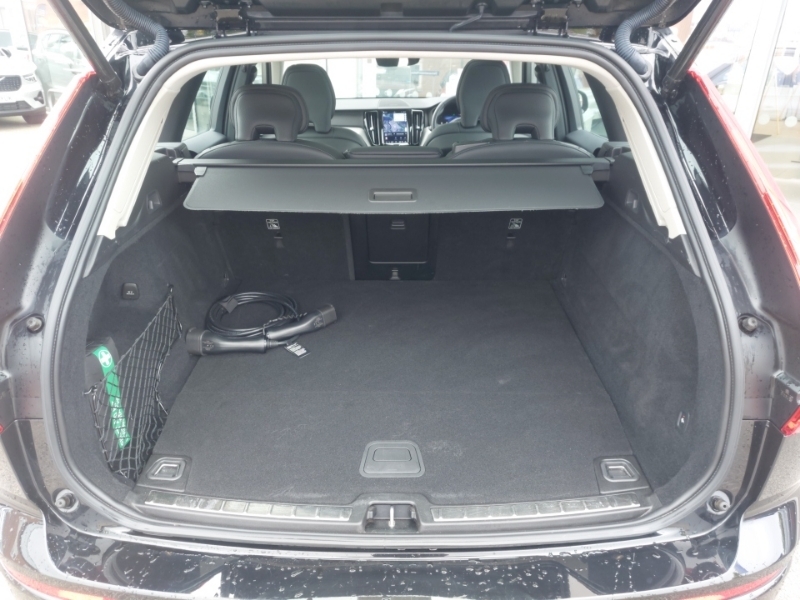 Volvo XC60 T6 Awd Plus Dark Black #18