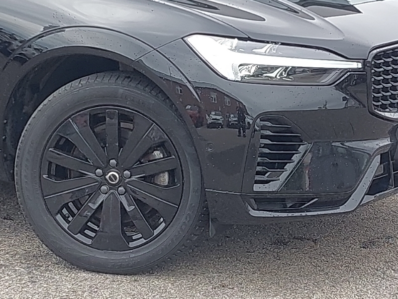 Volvo XC60 T6 Awd Plus Dark Black #20