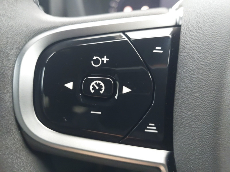 Volvo XC60 Plus, B5 Awd Mild Hybrid,dark360 Camera- Heated S Blue #13
