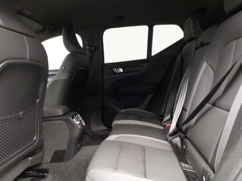 Volvo XC40 170Kw Recharge Plus 69Kwh Black #6