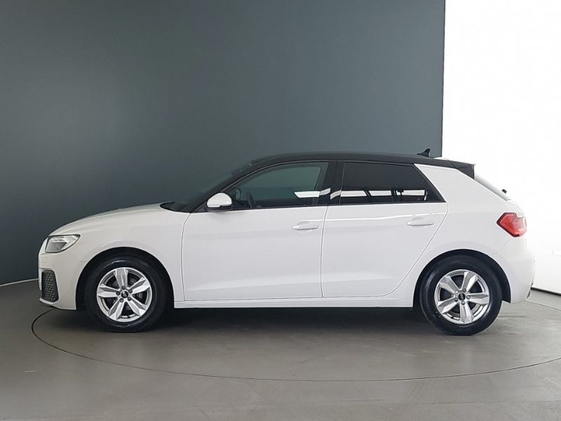 Audi A1 25 Tfsi Technik White #4