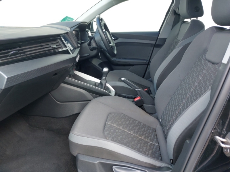 Audi A1 25 Tfsi Sport Black #5