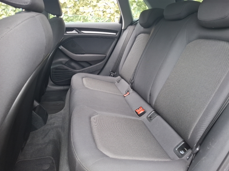 Audi A3 1.0 Tfsi Se Black #6