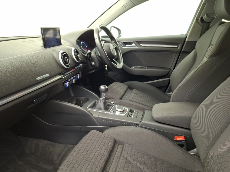 Audi A3 1.0 Tfsi Sport SL66HMV White #5