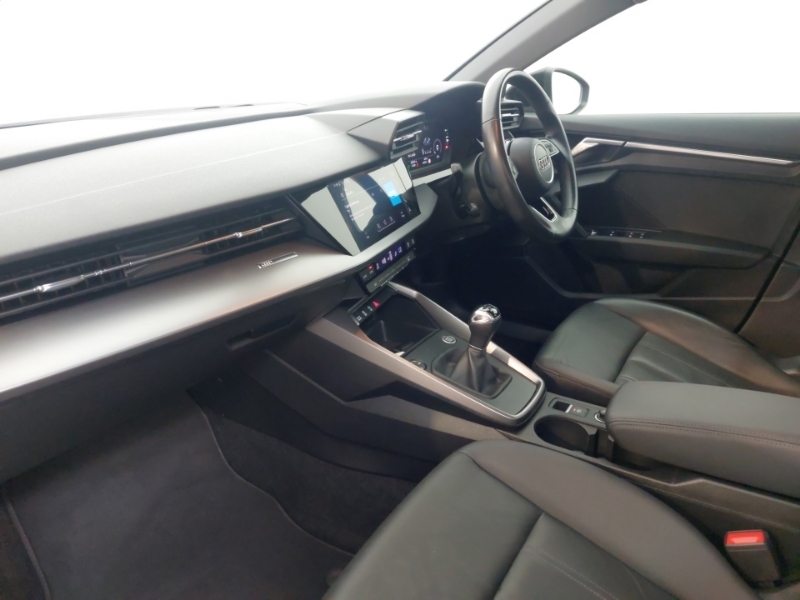 Audi A3 35 Tfsi Sport Black #4
