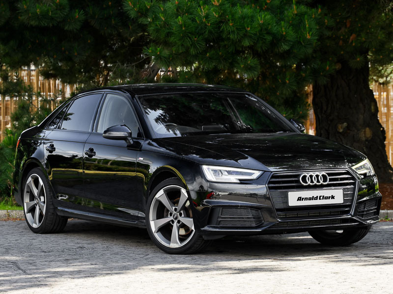 Audi A4 2.0T Fsi Black Edition S Tronic Black
