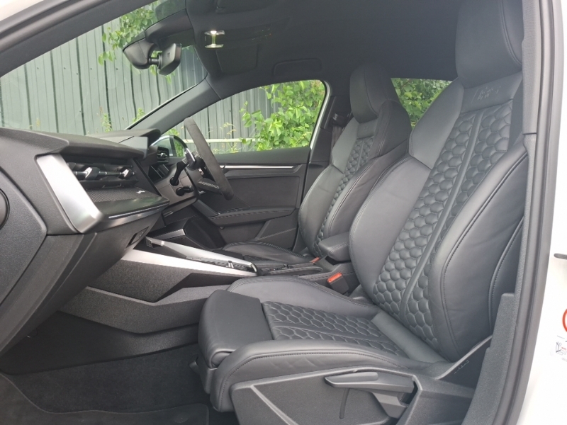 Audi RS3 Rs 3 Sportback Rs 3 Tfsi S Tronic Comfortsou White #5
