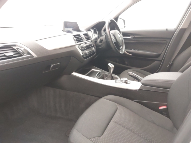 BMW 1 Series 118I 1.5 Se Navservotronic CX18NFH White #5