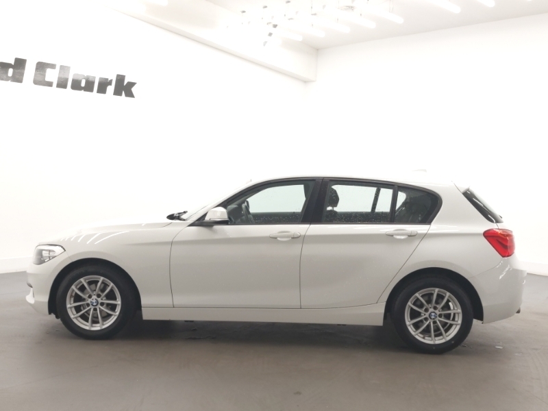 BMW 1 Series 118I 1.5 Se Navservotronic CX18NFH White #4