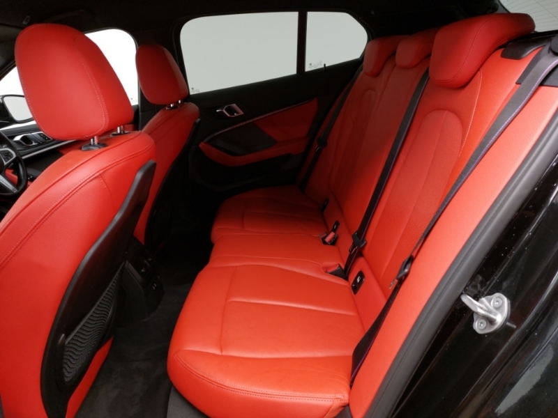 BMW 1 Series 116D M Sport Step Black #6