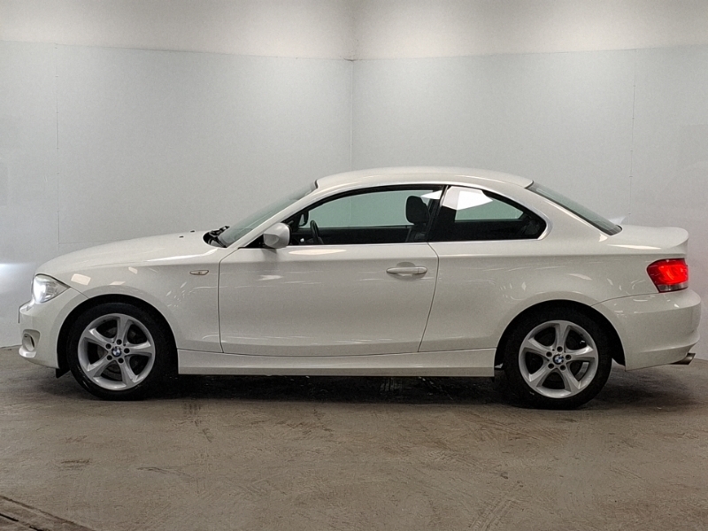BMW 1 Series 2.0 118D Exclusive White #4