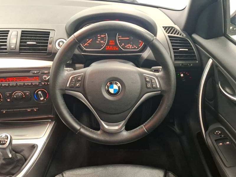 BMW 1 Series 2.0 118D Exclusive White #8